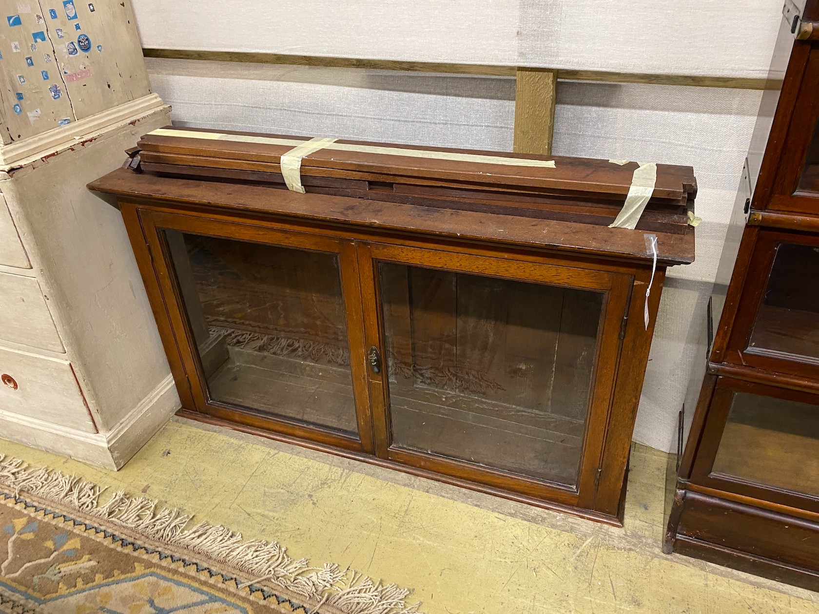 A Victorian mahogany bookcase section, width 127cm, depth 29cm, height 70cm